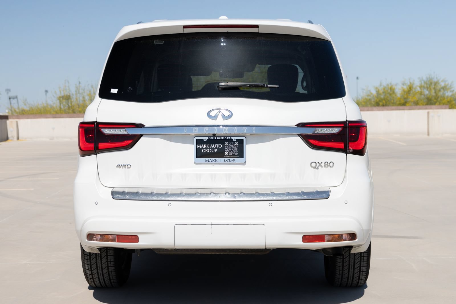 Used 2024 INFINITI QX80 Luxe AWD/4WD image 10