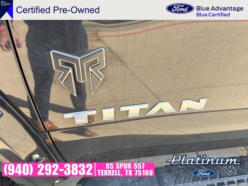 Used 2021 Nissan Titan SV w/ SV Convenience Package AWD/4WD image 5