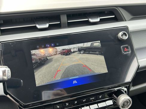 New 2027 Chevrolet Bolt LT w/ Comfort Package FWD image 24