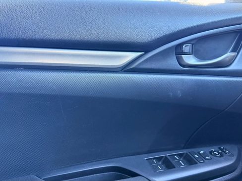 Used 2017 Honda Civic Sport image 26