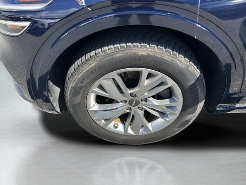 Used 2022 Genesis GV70 2.5T AWD/4WD image 37