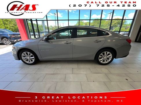 Used 2023 Chevrolet Malibu LT FWD image 2