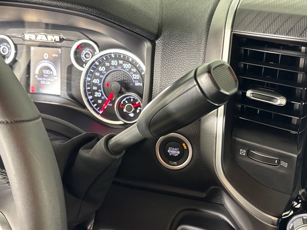 Certified 2026 RAM 2500 Big Horn AWD/4WD image 17