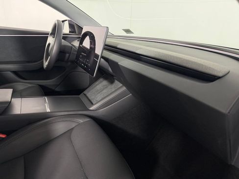 Used 2025 Tesla Model 3 Long Range AWD/4WD image 30