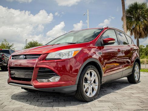 Used 2014 Ford Escape Titanium FWD image 3