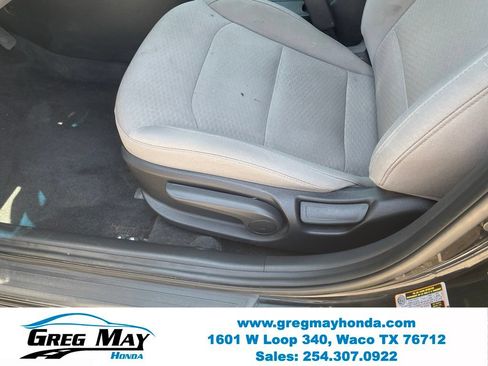 Used 2020 Hyundai Elantra Value Edition FWD image 13
