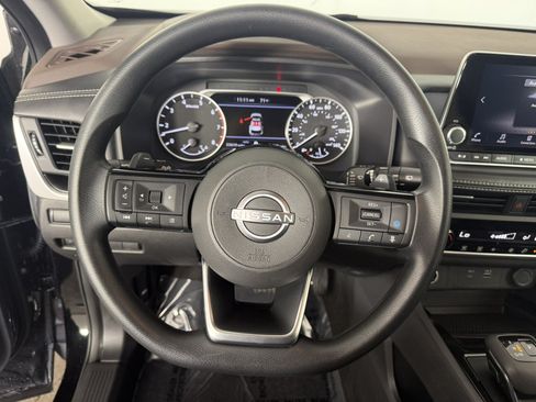 Used 2023 Nissan Rogue SV AWD/4WD image 20