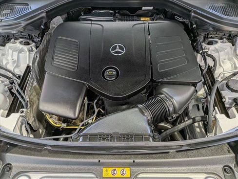 Certified 2025 Mercedes-Benz GLC 350e 4MATIC image 24