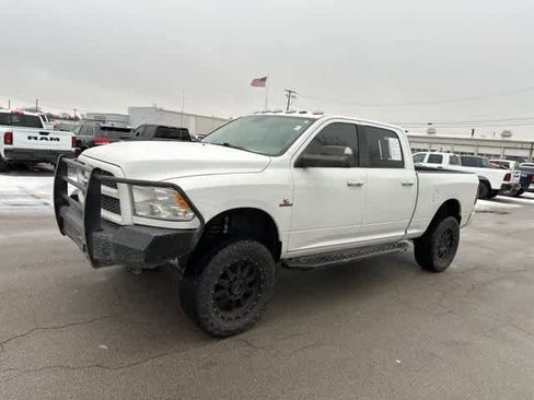 Used 2018 RAM 2500 SLT image 12