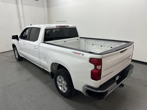 Used 2020 Chevrolet Silverado 1500 LT image 16
