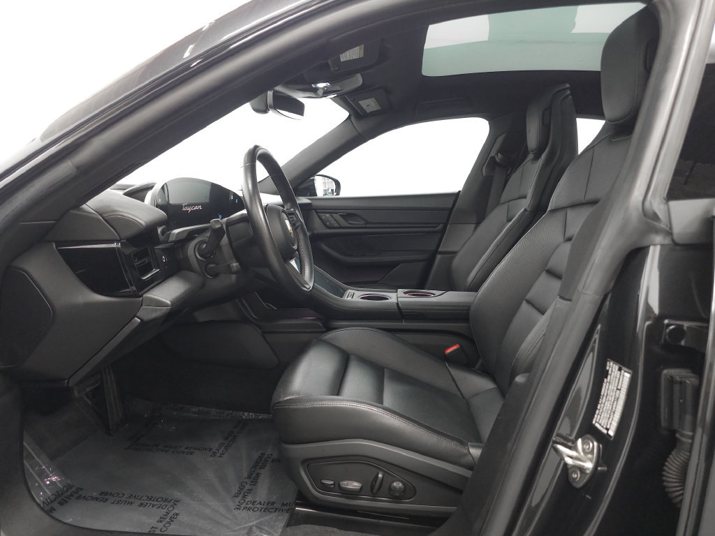 Used 2022 Porsche Taycan RWD image 8