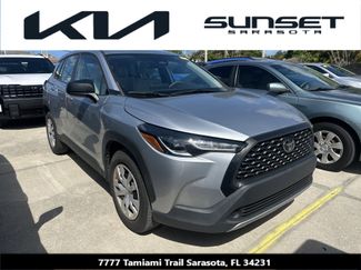 Used 2023 Toyota Corolla Cross L video 1