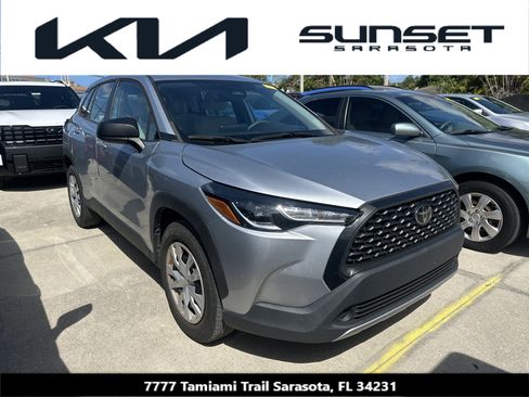 Used 2023 Toyota Corolla Cross L image 1