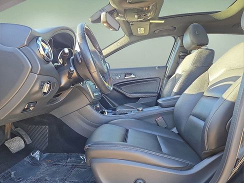 Used 2019 Mercedes-Benz GLA 250 image 22