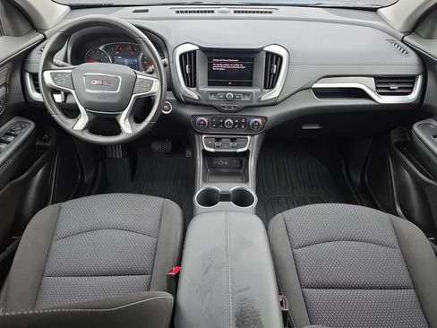 Certified 2024 GMC Terrain SLE w/ Driver Convenience Package FWD image 11