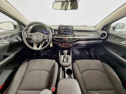 Used 2019 Kia Forte LXS FWD image 10