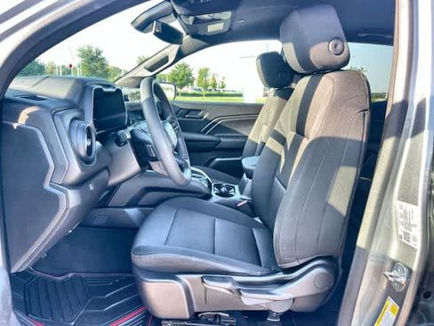 Used 2024 Chevrolet Colorado W/T w/ WT Convenience Package RWD image 11