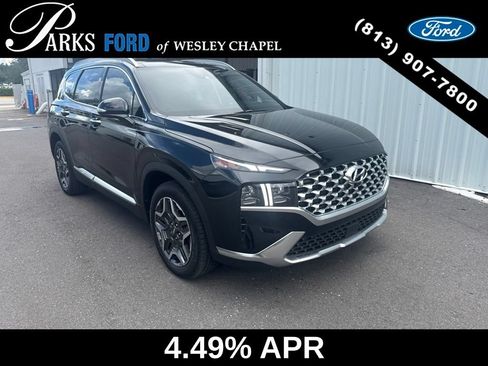 Used 2023 Hyundai Santa Fe Limited FWD image 3