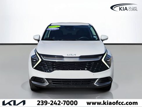 Certified 2025 Kia Sportage EX FWD image 2