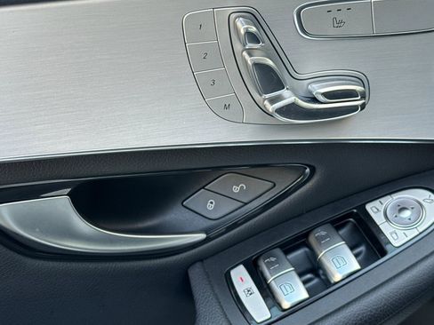 Used 2023 Mercedes-Benz GLC 300 4MATIC Coupe image 13