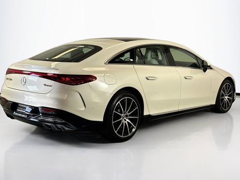 Used 2022 Mercedes-Benz EQS 580 EQS 580 4MATIC Sedan image 5
