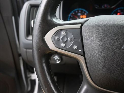 Used 2021 Chevrolet Colorado Z71 image 32