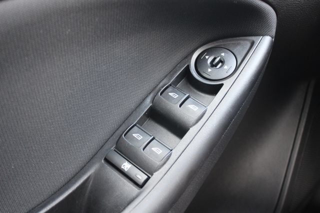 Used 2018 Ford Focus SE FWD image 14