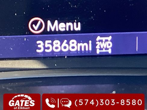 Used 2022 GMC Acadia SLE w/ Driver Convenience Package image 5