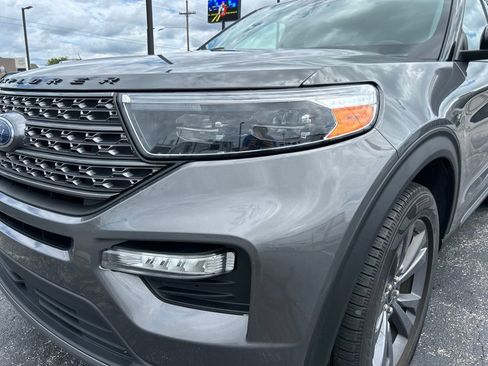 Used 2023 Ford Explorer XLT w/ Equipment Group 202A AWD/4WD image 6