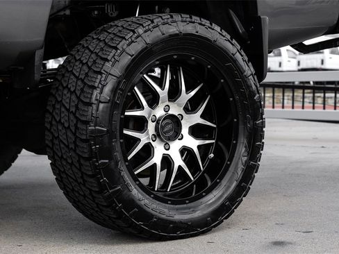 Used 2019 Nissan Titan S w/ S Utility Package image 54