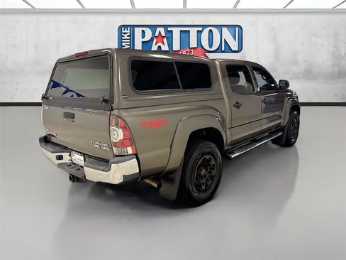 Used 2015 Toyota Tacoma PreRunner w/ SR5 Package RWD image 7