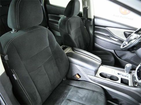 Used 2018 Nissan Murano SV image 12