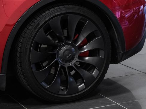 Used 2023 Tesla Model Y Performance AWD/4WD image 46