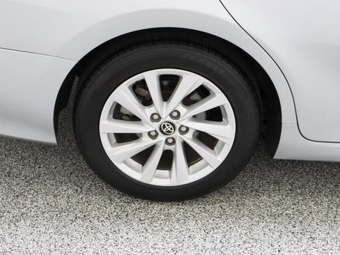 Used 2024 Toyota Camry LE FWD image 6