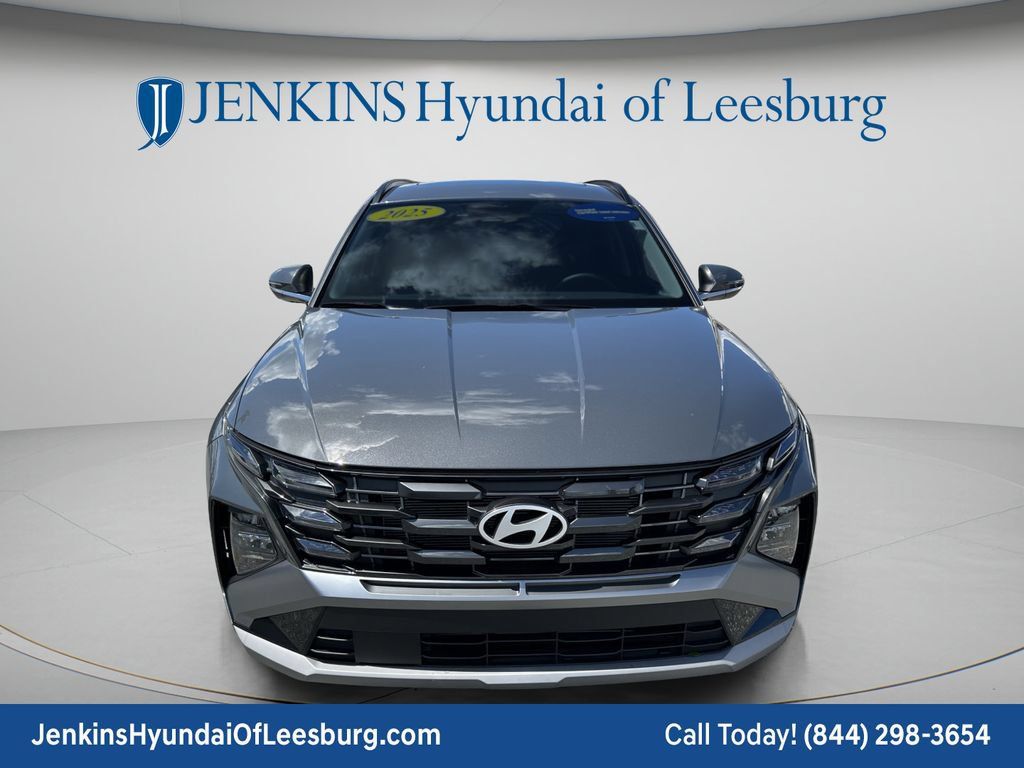 Certified 2025 Hyundai Tucson SEL FWD image 12