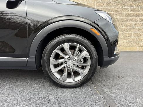 Used 2023 Buick Encore GX Essence w/ Experience Buick Package image 4