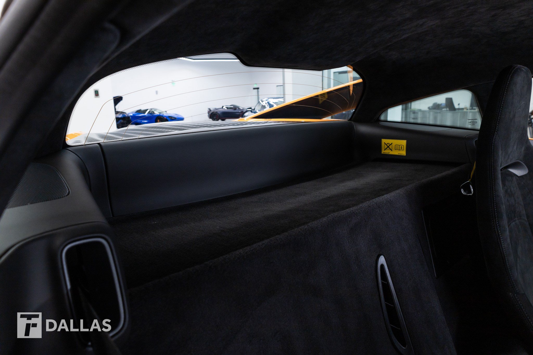 Used 2026 McLaren Artura RWD image 33