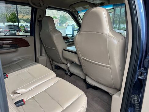Used 2004 Ford F350 Lariat image 25