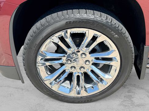 Used 2019 Cadillac Escalade Luxury w/ LPO, Radiant Package AWD/4WD image 13
