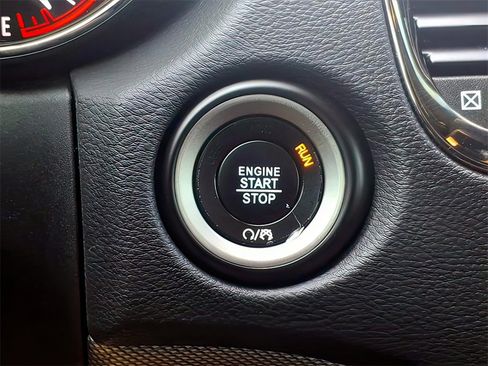 Used 2019 Dodge Durango GT image 12