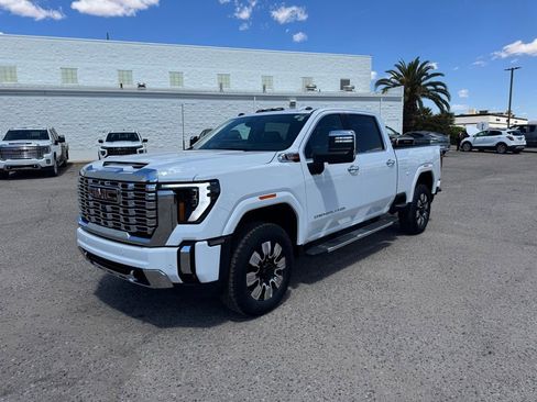 Used 2025 GMC Sierra 2500 Denali w/ Denali Reserve Package AWD/4WD image 1