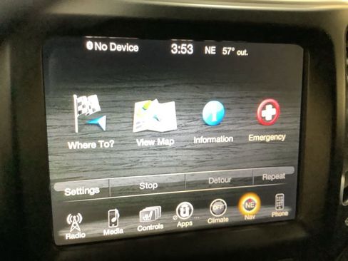 Used 2014 Jeep Cherokee Trailhawk w/ Leather Interior Group image 38