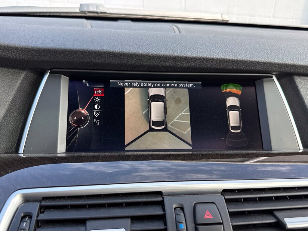 Used 2016 BMW 535i Gran Turismo xDrive AWD/4WD image 9