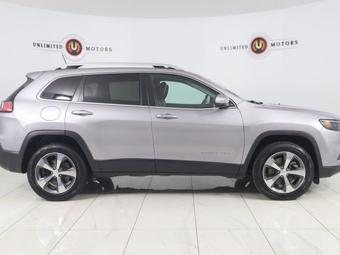 Used 2020 Jeep Cherokee Limited image 2