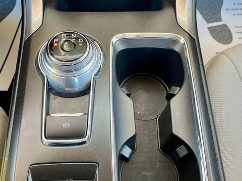 Used 2018 Ford Fusion S FWD image 16