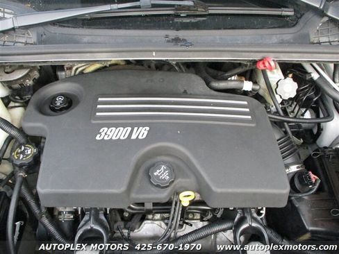 Used 2008 Chevrolet Uplander w/ Climate Package image 16