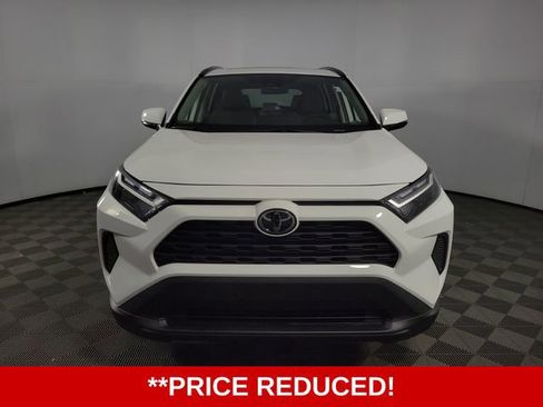 Used 2025 Toyota RAV4 XLE image 2