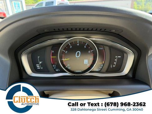 Used 2016 Volvo XC60 T5 Platinum w/ Climate Package FWD image 25
