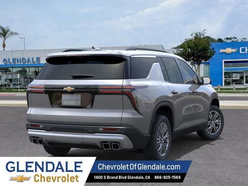 New 2026 Chevrolet Traverse LT w/ Driver Confidence Package FWD image 4