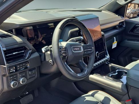 New 2026 GMC Yukon AT4 w/ AT4 Premium Plus Package AWD/4WD image 9